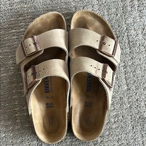 Birkenstock Kids Tan Sandals